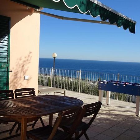 Villetta Sole Mare ซานตาสเตฟาโน อัล มาเร ภายนอก รูปภาพ