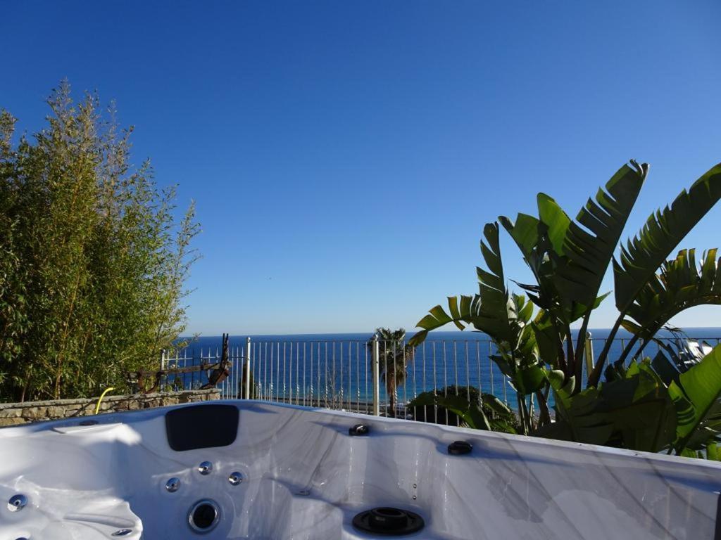 Villetta Sole Mare ซานตาสเตฟาโน อัล มาเร ภายนอก รูปภาพ